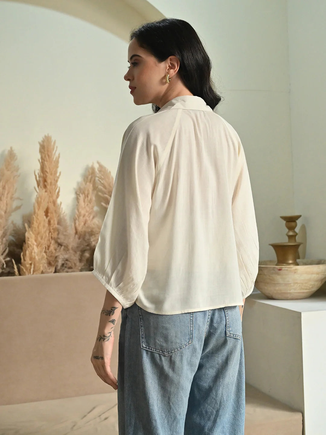 Bare Cream Raglan Shirt