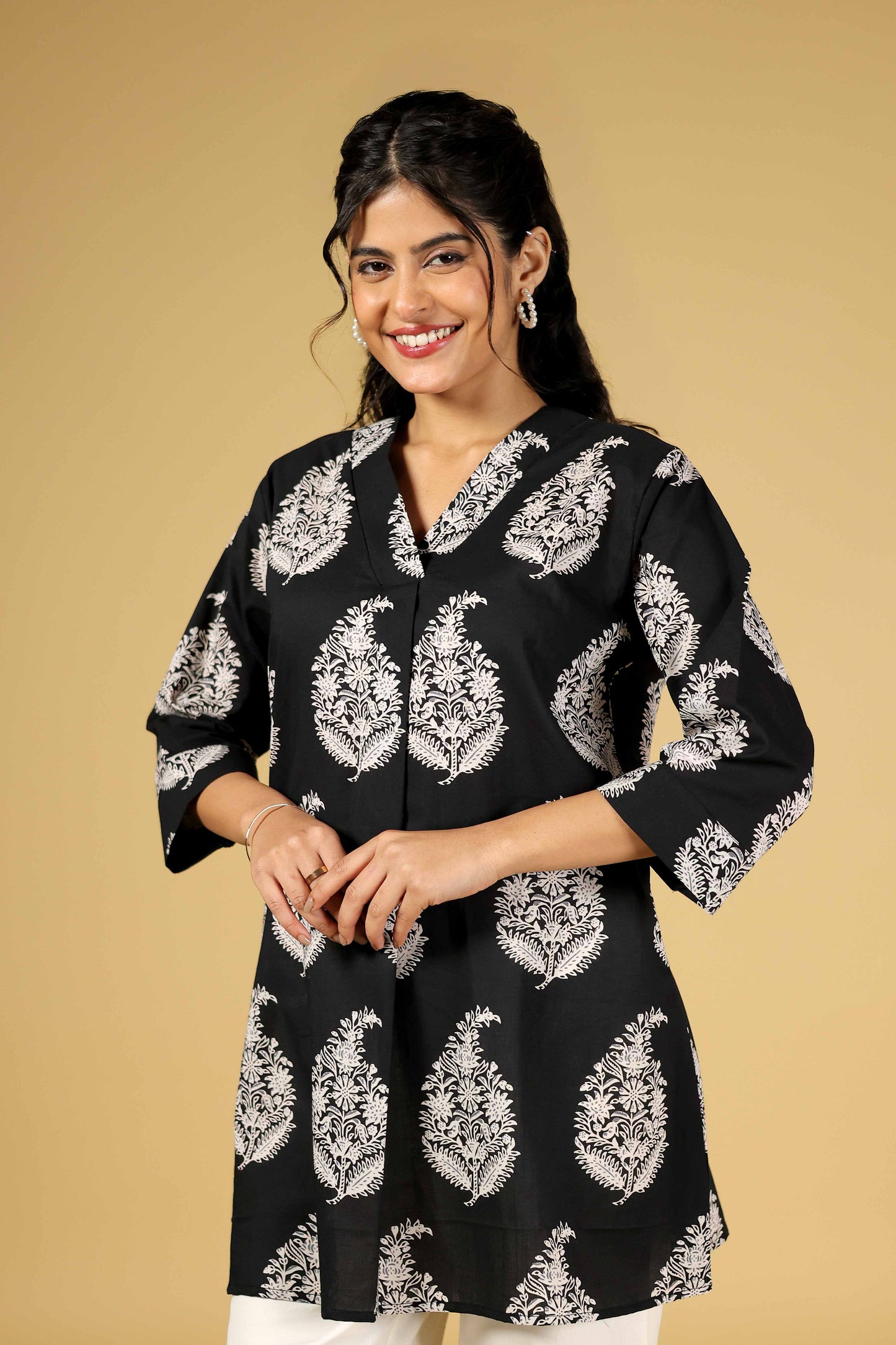 Noir Bloom Kurti With Ivory Palazzos