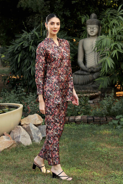 Muted Paisley Charm 2-Piece Set