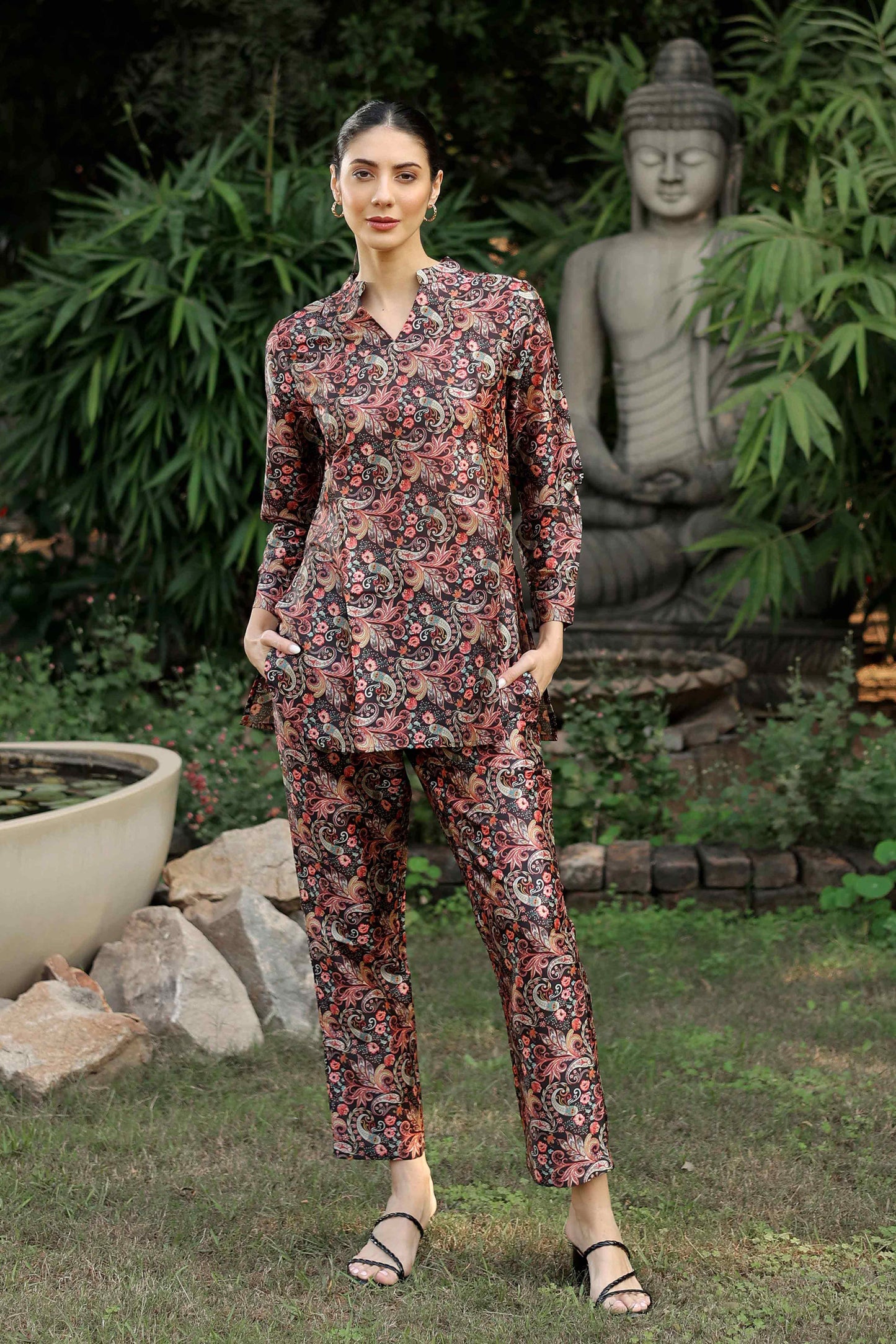 Muted Paisley Charm 2-Piece Set