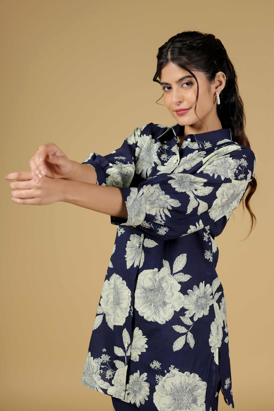 Blue Dahlia Printed Kurti Set